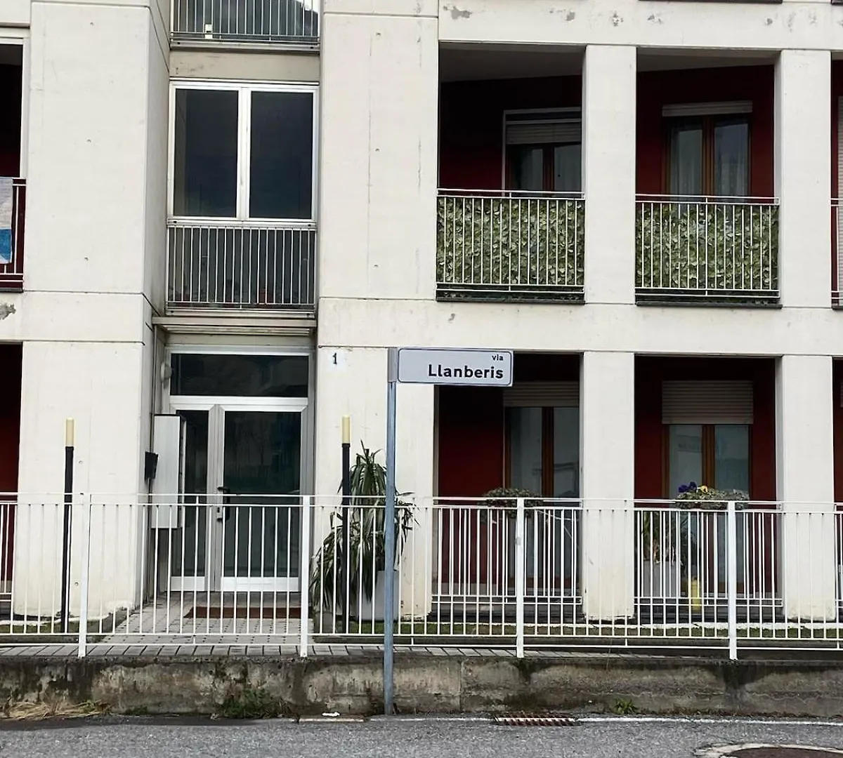Ggh Studio For Holiday Or Job Morbegno Apartment